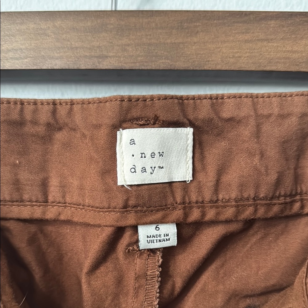 a new day Brown Trousers with Wide-Leg and High-Waist - Picture 5 of 6